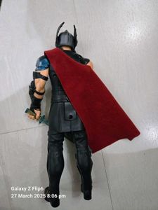 MARVEL THOR CHRIS HEMSWORTH 12 INCH ACTION FIGURE