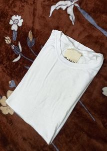 Elegant White top for girl/women