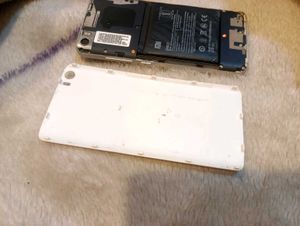 REDMI PHONE FOR ACCESSORIES
