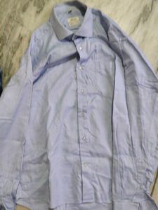 Urban Spirit Button Down