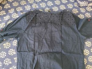 Decent Casual Wear Top