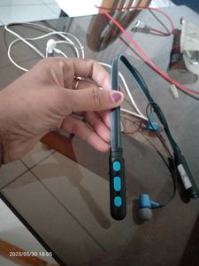 Ear Phone Combo.. Buy 1 Get