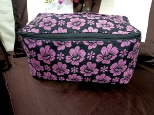 🇳🇿💫❤️Floral Storage Bag