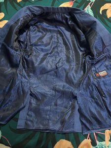 Blue Plaid Blazer - Stylish &amp; Modern for men and g