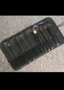 New 24 Makeup Brush