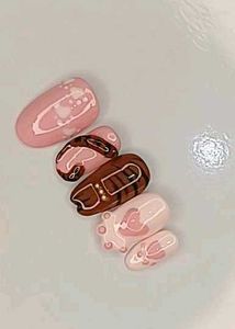 Cat Nails