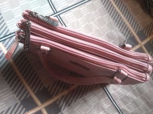 Stylish Dusty Pink Handheld Bag – Elegant &amp; Trendy