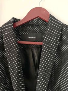 Chic Polka Dot Blazer