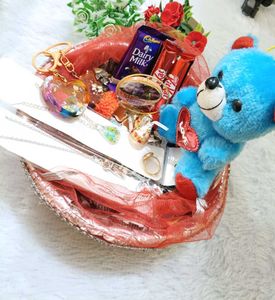 Valentine&#39;s Day Basket 🧺💝