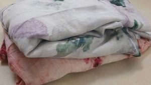 New Floral Print Tops