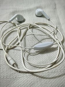 Galaxy Earphones