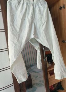 🔥 Sale 🔥stylish cotton off-white pant