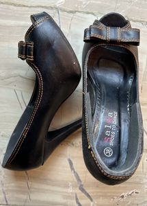 Black Stelatos