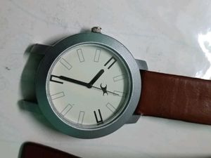 FASTRACK BROWN LEATHER WATCH