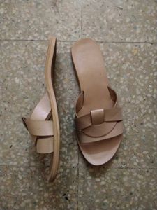 Chic Sandal ✨