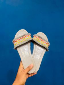 Beautiful Grey Flats/Footwear