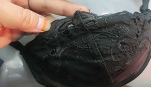 Elegant Black Lace Bra 🖤