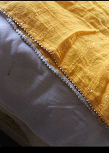 Wedding Season Beautiful Pakistani  Kurta Sets💛🤍