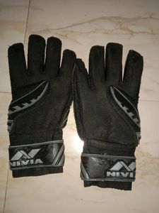 Nivia Goalkeeper Gloves