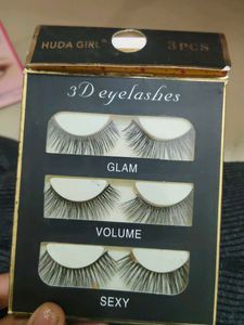 Huda Girl 3D Eyelashes - Glam, Volume, Sexy
