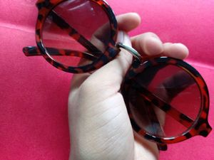 Retro Tortoise Shell Sunglasses