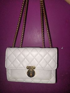 Beige White Sling Purse With Golden Chain