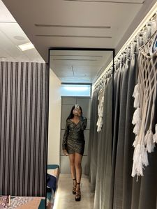 Party Shimmer Dress With V Neck &amp; Full Sleeve