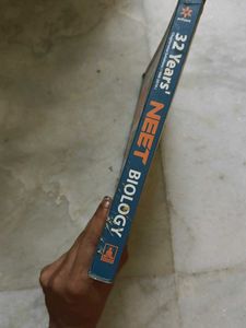 NEET Biology 32 Years&#39; Chapterwise Solutions