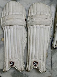 DIWALI CLEARANCE🪔Sg Batting Pads Big Size