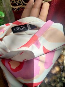 pretty one shoulder top🎀