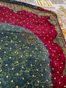 Welvet Finishing Haevy Jardosy Work Saree