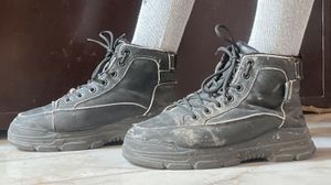 Pre-Loved Black Boots