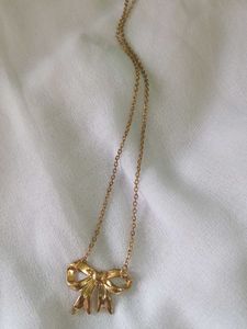 Gold Bow Necklace