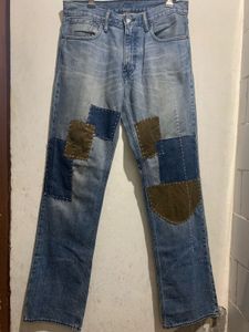 Levi’s Patch Designed Jeans