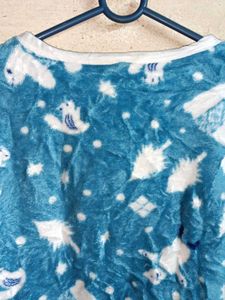 Ladies Fleece Top Upper Daily Wear Multicolour