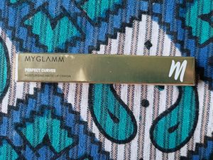 Myglam Perfect Curves Moisturising Matte Lip Crayon