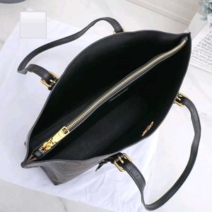 COACH NEW TOTE BAG WD INVOICE BILL N DUST COVER