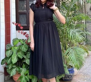 Black Crown Neck One Peice Dress[NEW]