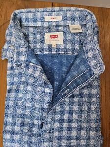 Levi&#39;s Slim Fit Blue Cheque Shirt - Size M