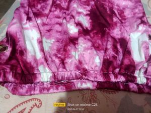 Sleevless Pink Top