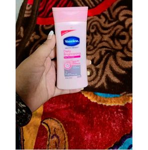 Pink Vaseline Body Lotion