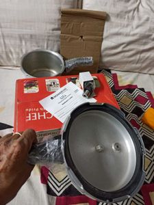 Virgin Aluminium Pressure Cooker (3 L)