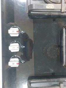 Gas