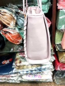 Classy Premium Quality Handbag 👜