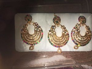 Gorgeous Ethnic Style Earrings