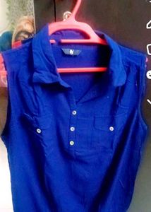 Sleeveless  Blue Top,💙