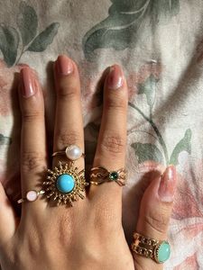 Set Of 5 Stunning Anti Tarnish Gold Rings ✨