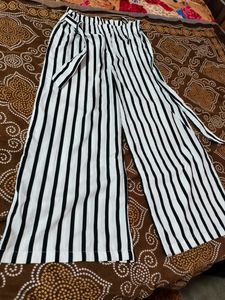 White And Black Lining Plazo