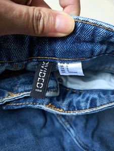 H&amp;M STRAIGHT JEANS