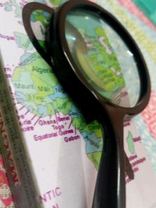 Magnifying Glass 🔎